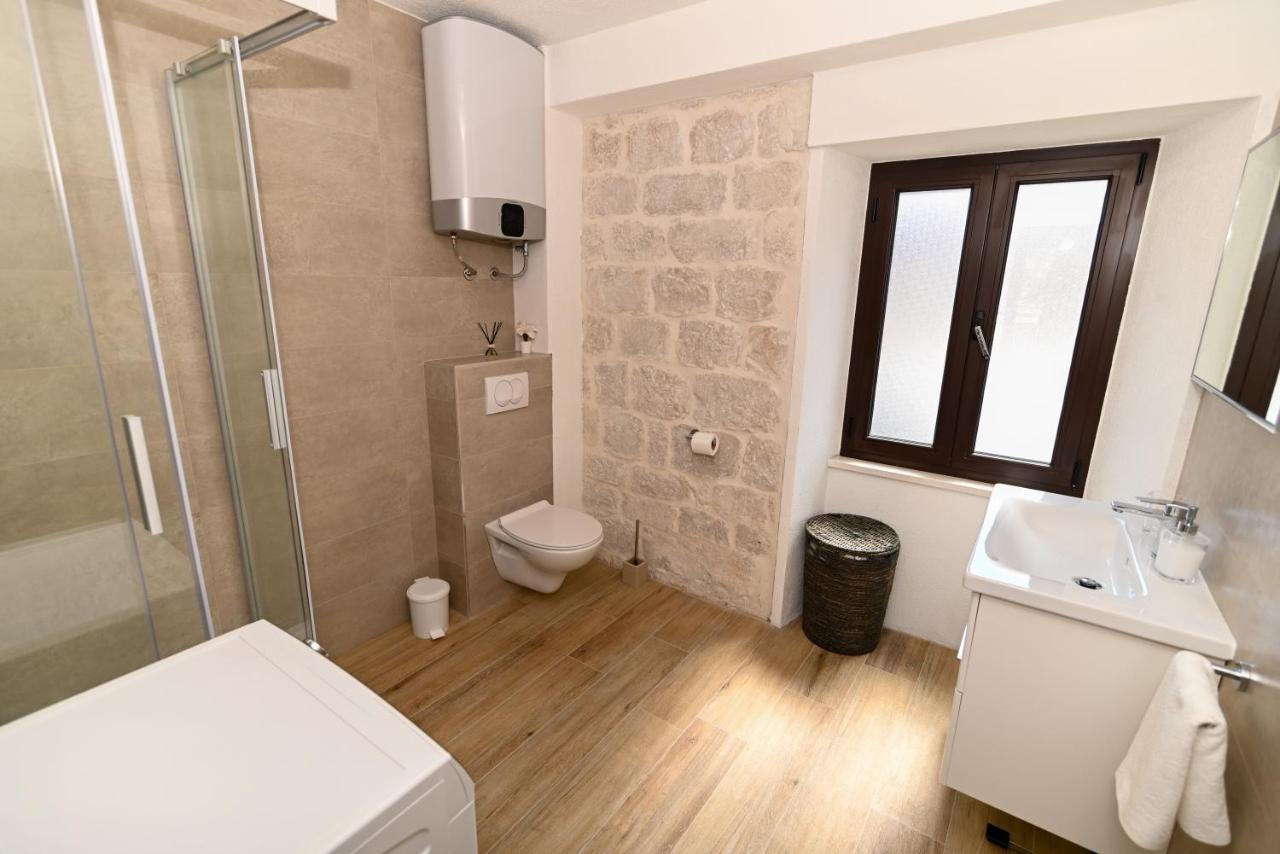 Apartman Ciciliani トロギール エクステリア 写真
